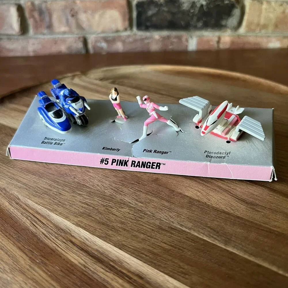 Micro Machines Mighty Morphin Power Rangers #5 Pink Ranger Set Galoob 1994